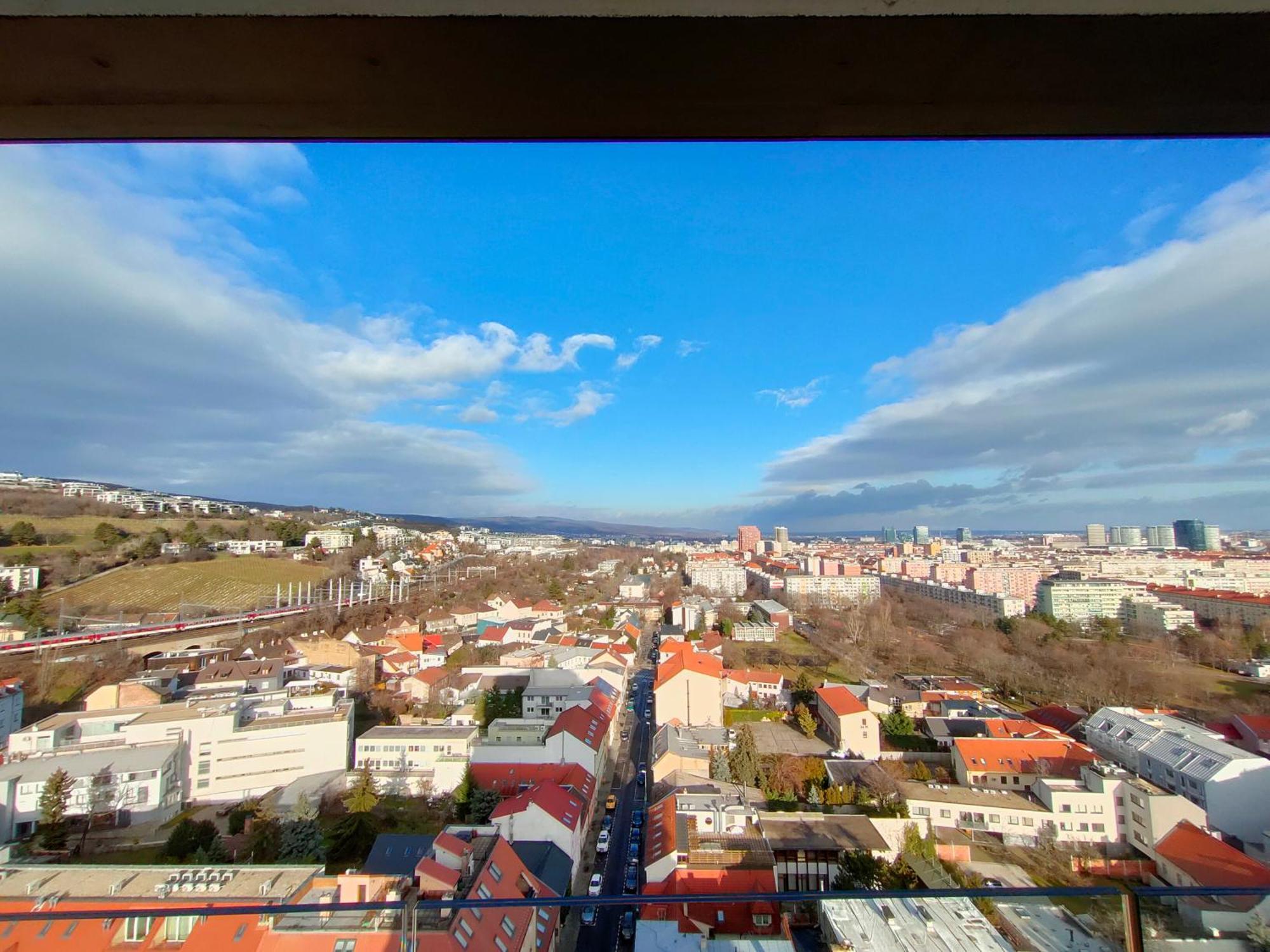 Sag 18th Floor Beautiful In Center Free Wifi Pozsony